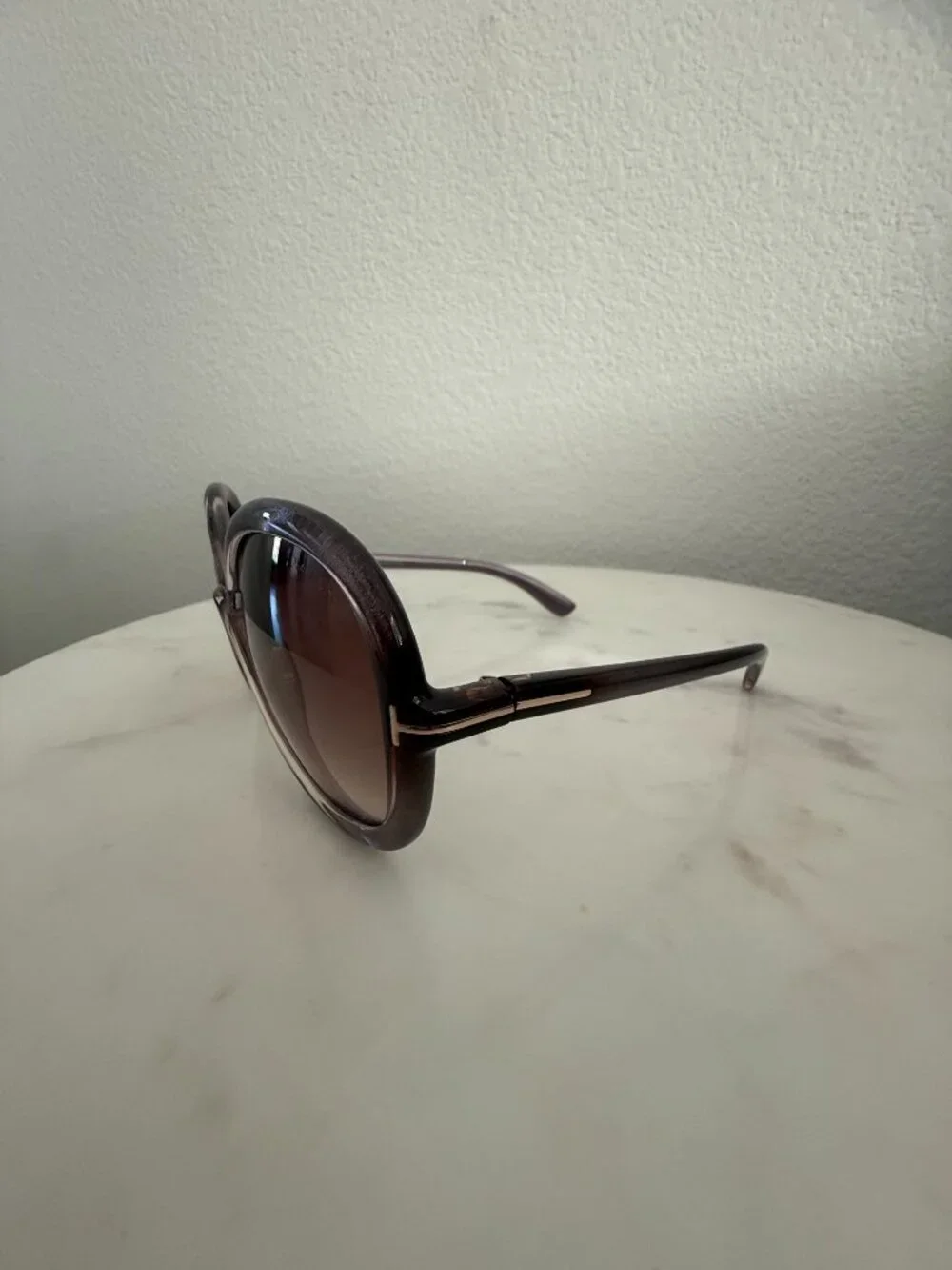Authentic Tom Ford sunglasses, oversized round frame